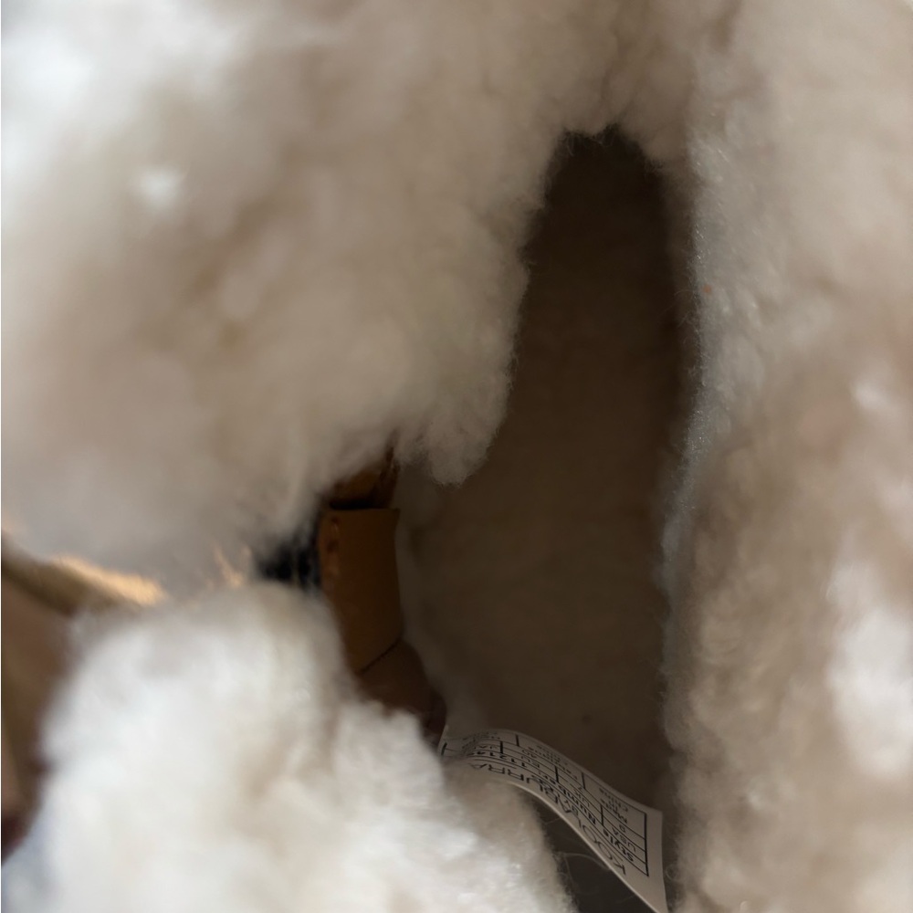 Koolaburra Tan Ankle Boots with White Fur - Picture 5 of 6